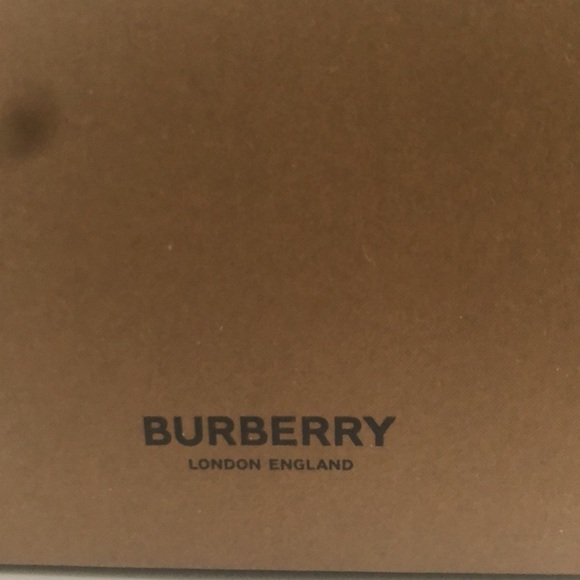 BURBERRY MEN SUNGLASSES - Picture 8 of 8